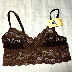 B Tempted Lace Bralette S NWT